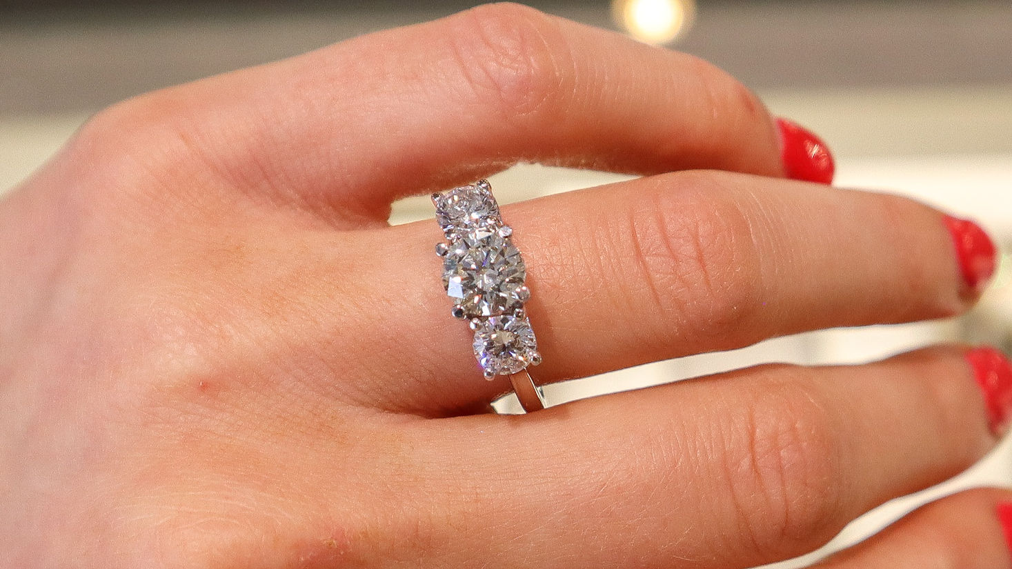 Lab Grown Diamonds & Engagement Rings