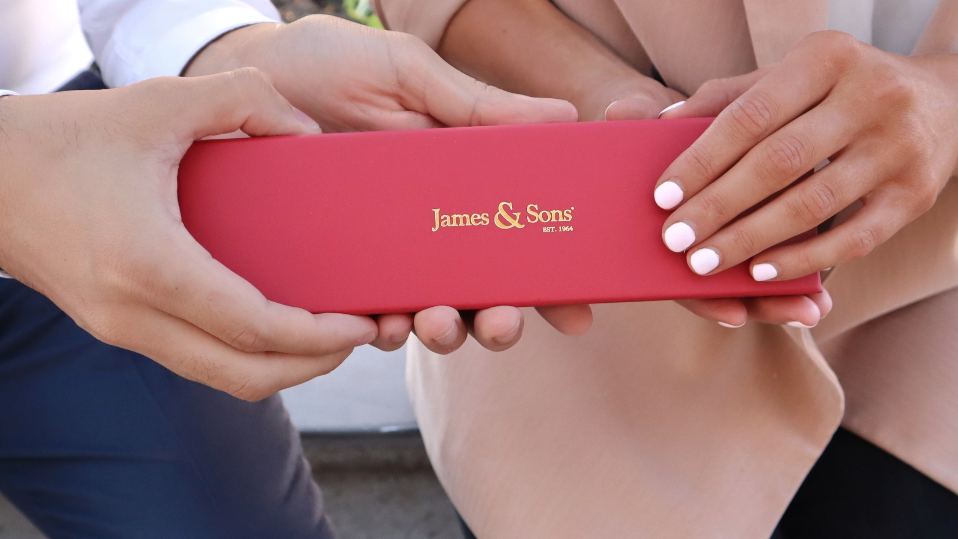 James & Sons Bracelet Box