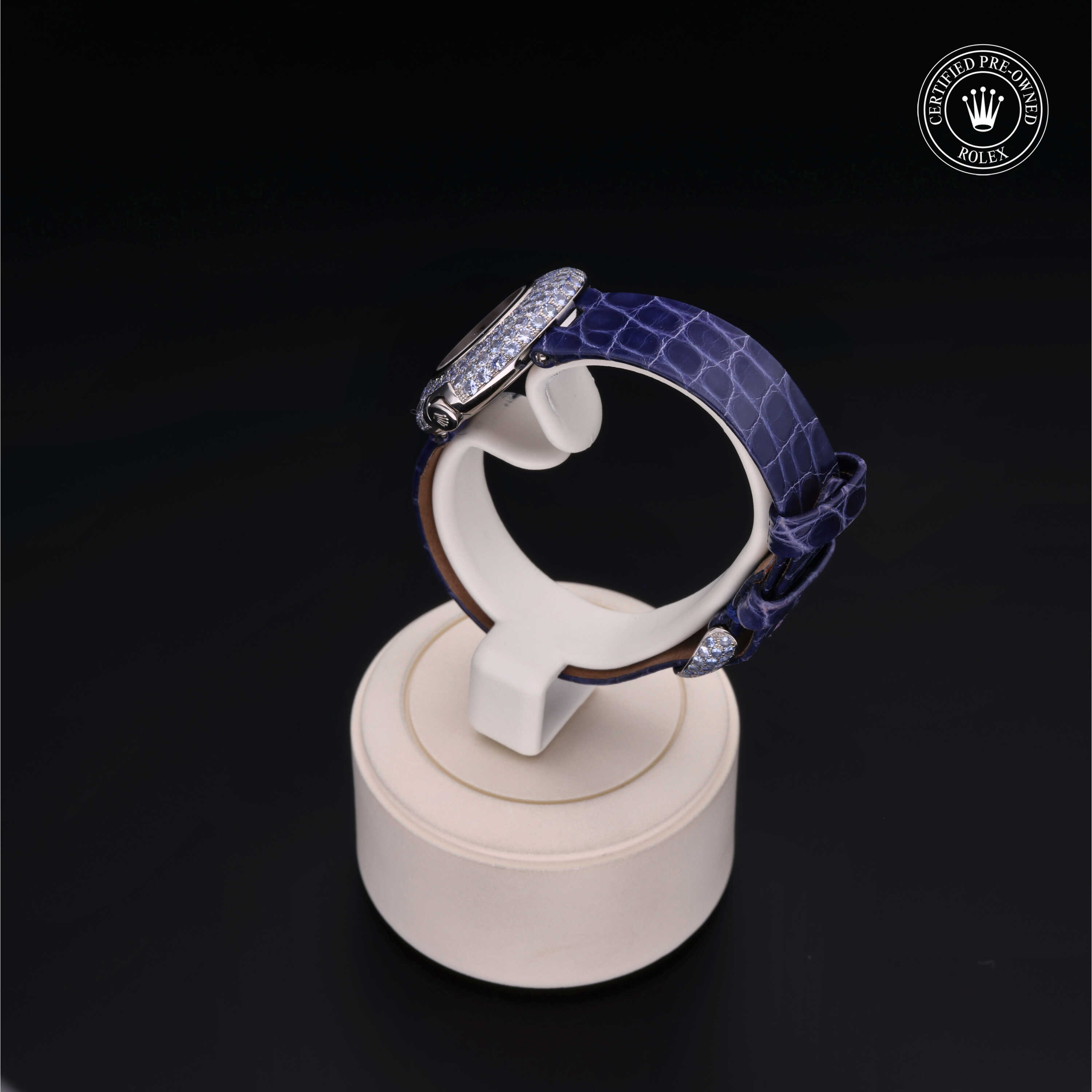 Rolex Cellini in Gold 18 Karat White M6201/9SACI-0001 at James & Sons